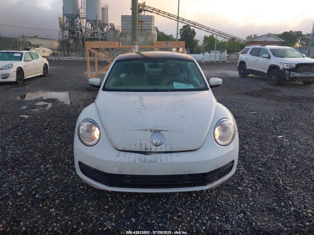 3VWJ17ATXFM637077 Volkswagen 2015