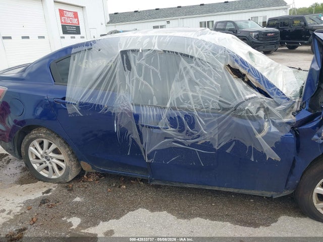 Продажа на аукционе авто 2013 Mazda Mazda3 I Grand Touring, vin: JM1BL1W79D1737482, номер лота: 42833737