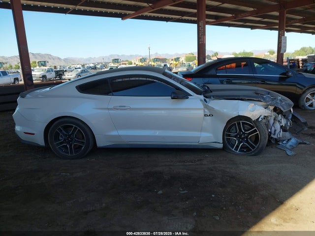 Ford 5.0l 4v premium fuel 2017 1FA6P8CF4H5331043 Image 12