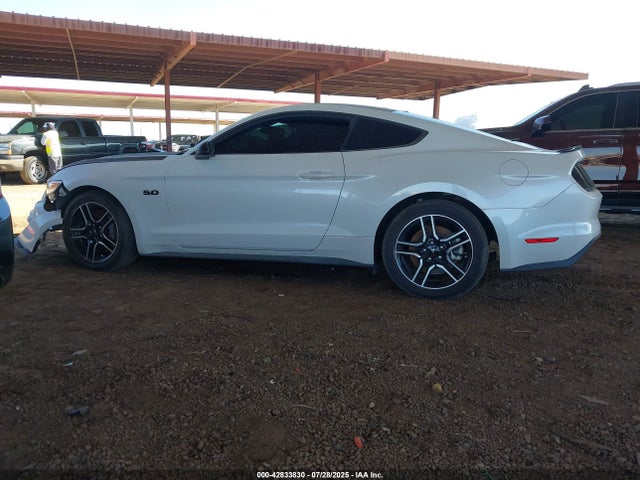 Ford 5.0l 4v premium fuel 2017 1FA6P8CF4H5331043 Image 13