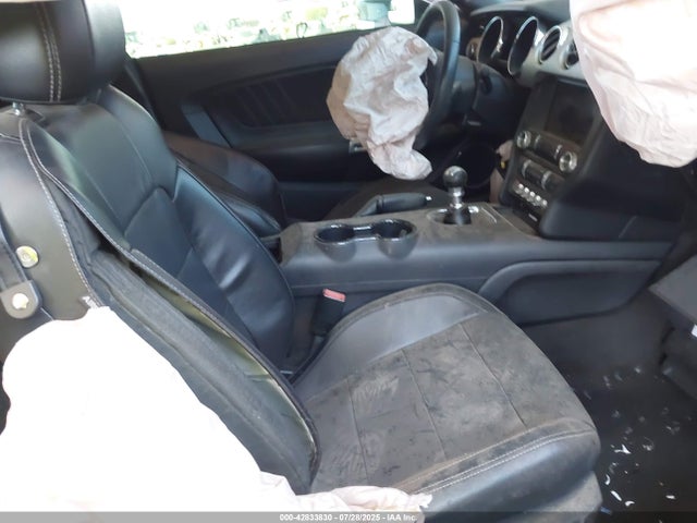 Ford 5.0l 4v premium fuel 2017 1FA6P8CF4H5331043 Image 5