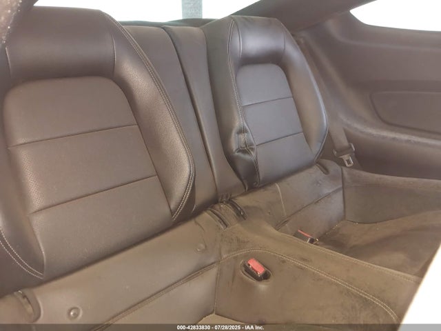 Ford 5.0l 4v premium fuel 2017 1FA6P8CF4H5331043 Image 8