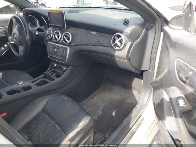 2015 MERCEDES-BENZ CLA 250 WDDSJ4EBXFN187661 Photo 4