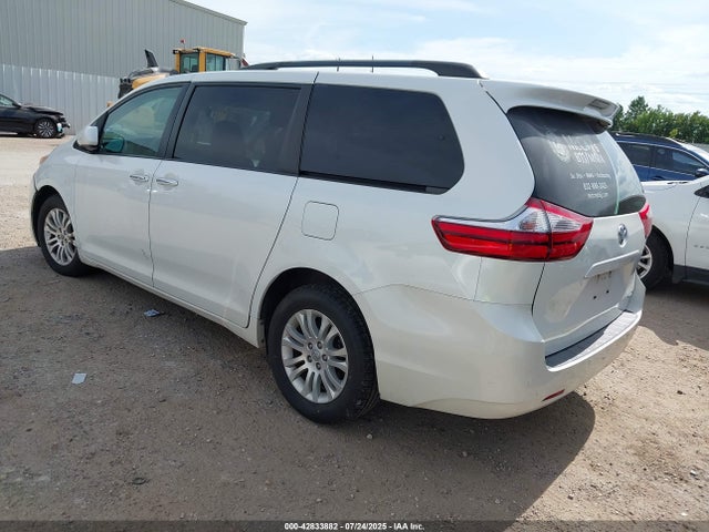 Toyota 2gr-fks 2017 5TDYZ3DC9HS864617 Image 3