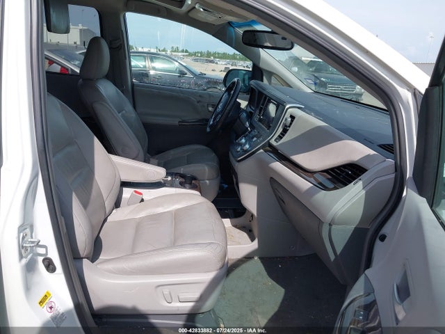 Toyota 2gr-fks 2017 5TDYZ3DC9HS864617 Image 5