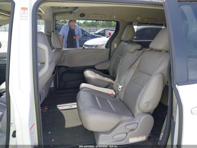 Toyota 2gr-fks 2017 5TDYZ3DC9HS864617 Image 8