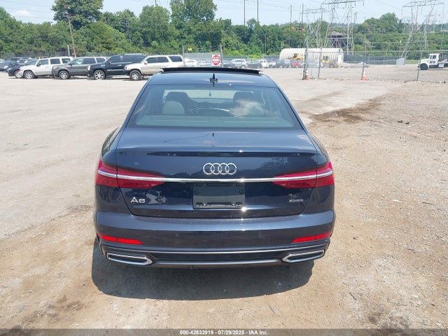 Audi A6 2019 WAUL2AF26KN055562 Image 16