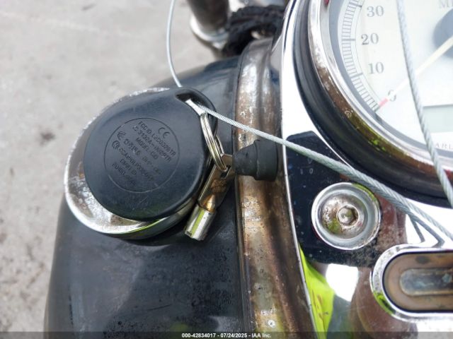 2010 HARLEY-DAVIDSON FXDWG 1HD1GP414AC309240 Photo 10