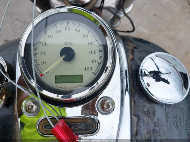 2010 HARLEY-DAVIDSON FXDWG 1HD1GP414AC309240 Photo 6