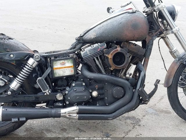 2010 HARLEY-DAVIDSON FXDWG 1HD1GP414AC309240 Photo 7