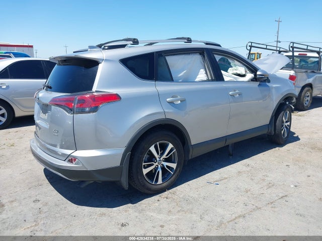 Toyota 2ar-fe 2018 2T3RFREV0JW715145 Image 4