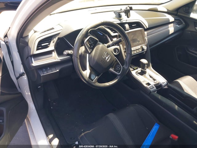 Honda l15b7 2020 19XFC1F37LE216030 Image 20