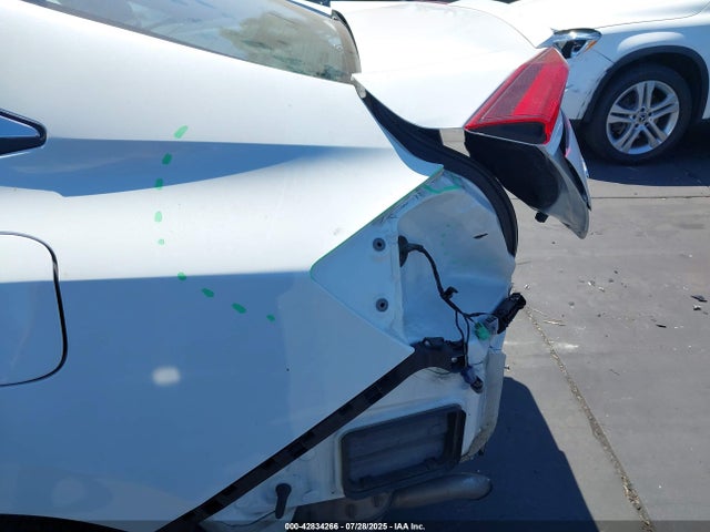 Honda l15b7 2020 19XFC1F37LE216030 Image 22