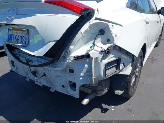 Honda l15b7 2020 19XFC1F37LE216030 Image 6