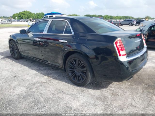 2014 CHRYSLER 300 2C3CCAAG8EH379908 Photo 2