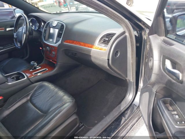 2014 CHRYSLER 300 2C3CCAAG8EH379908 Photo 4