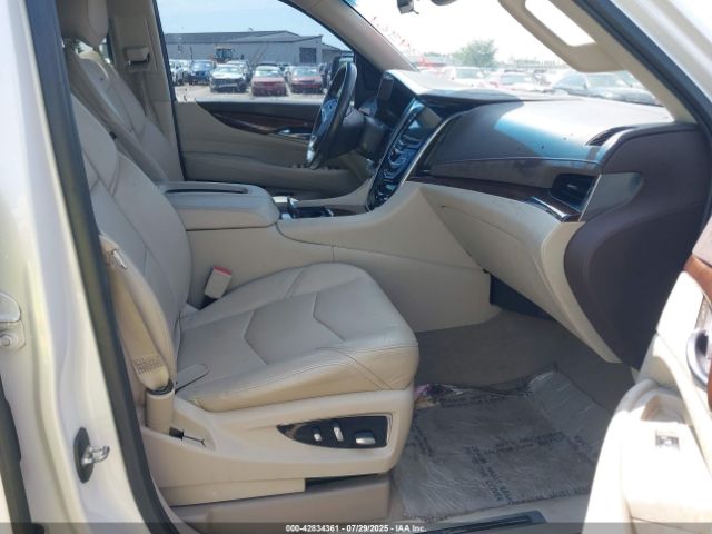2017 CADILLAC ESCALADE ESV 1GYS4HKJ3HR324515 Photo 4