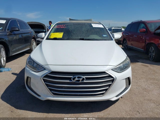 5NPD84LF1HH148867 Hyundai 2017