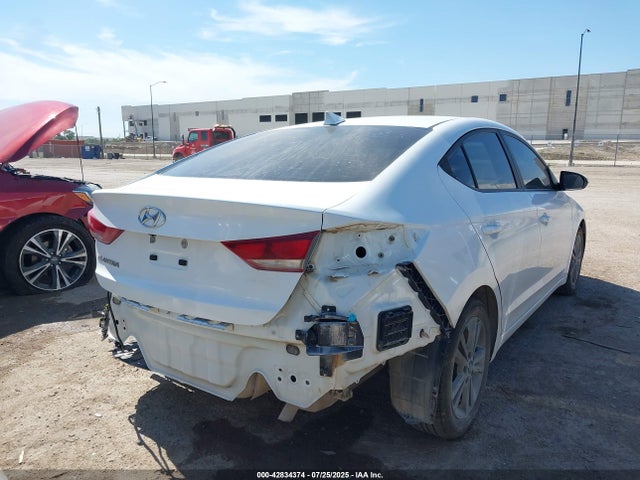 5NPD84LF1HH148867 Hyundai 2017