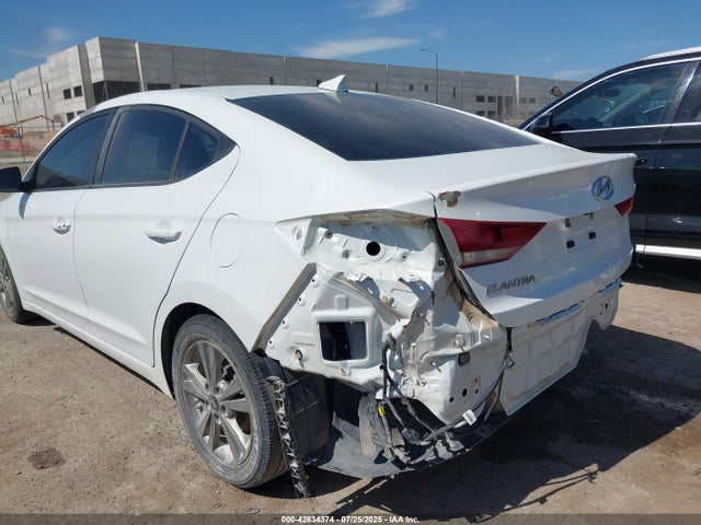 5NPD84LF1HH148867 Hyundai 2017