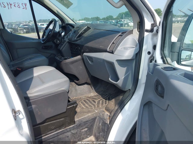 1FTNR1YM1FKB33081 Ford Transit