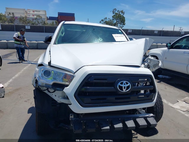 5TFRX5GNXHX102278 Toyota 2tr-fe