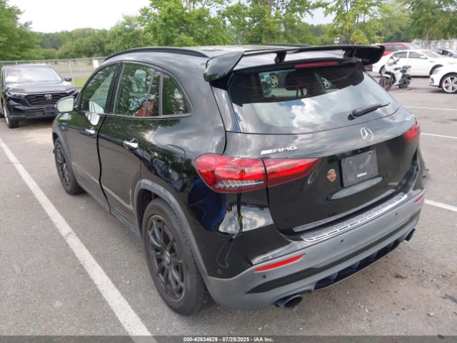 2021 MERCEDES-BENZ AMG GLA 35 W1N4N5BB3MJ224452 Photo 2
