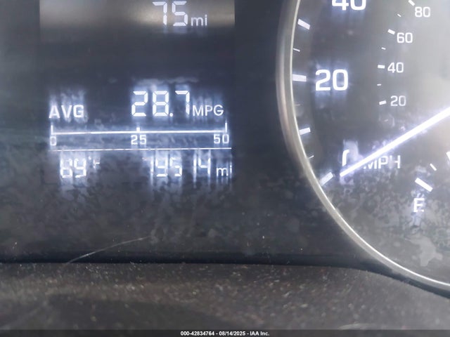 KMHD84LF2HU241866 Hyundai 2017