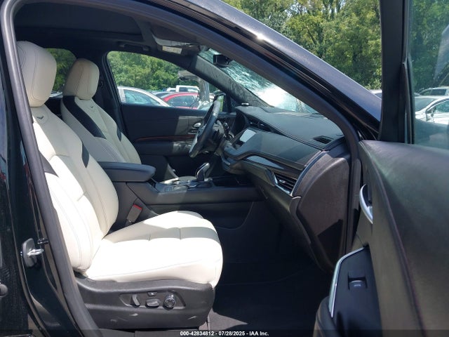 2023 CADILLAC XT4 1GYFZFR45PF170140 Photo 4
