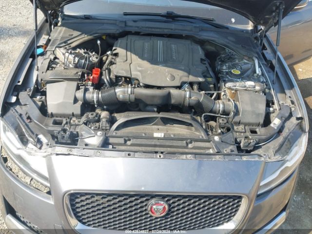 2017 JAGUAR XF SAJBJ4BV1HCY25711 Photo 9