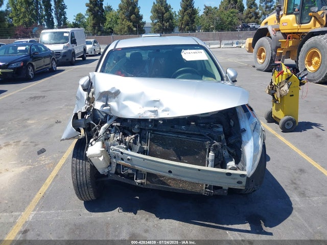 Nissan Versa 1.6 S 2018 3N1CN7AP6JL823610 Image 6