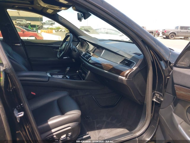 BMW 2016 2016 WBA5M0C50GD085214 Image 5