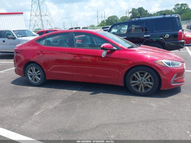 KMHD84LFXHU423069 Hyundai 2017