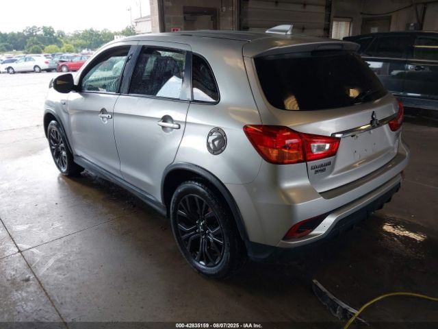 2018 MITSUBISHI OUTLANDER SPORT JA4AP3AU7JU012766 Photo 2