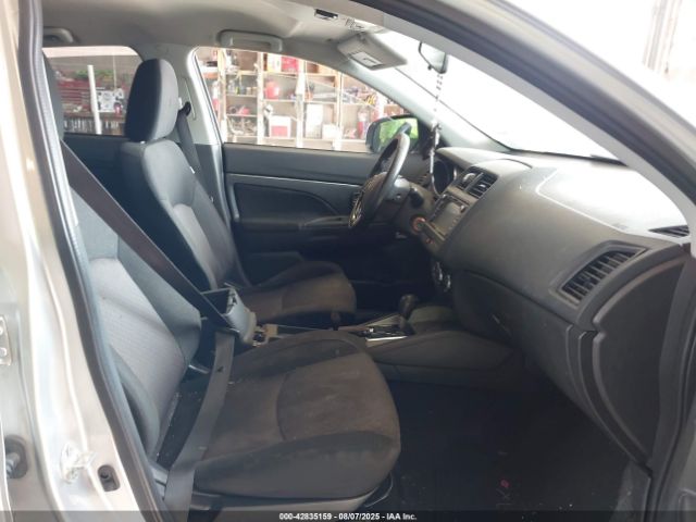 2018 MITSUBISHI OUTLANDER SPORT JA4AP3AU7JU012766 Photo 4