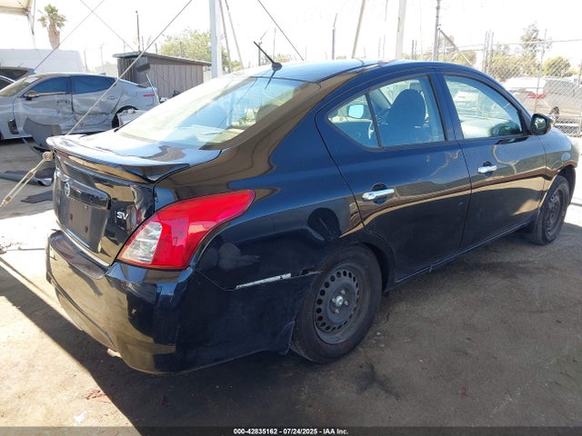 3N1CN7AP0HL863806 Nissan 2017