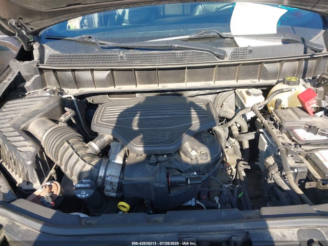 2017 CADILLAC XT5 1GYKNFRS4HZ227159 Photo 9