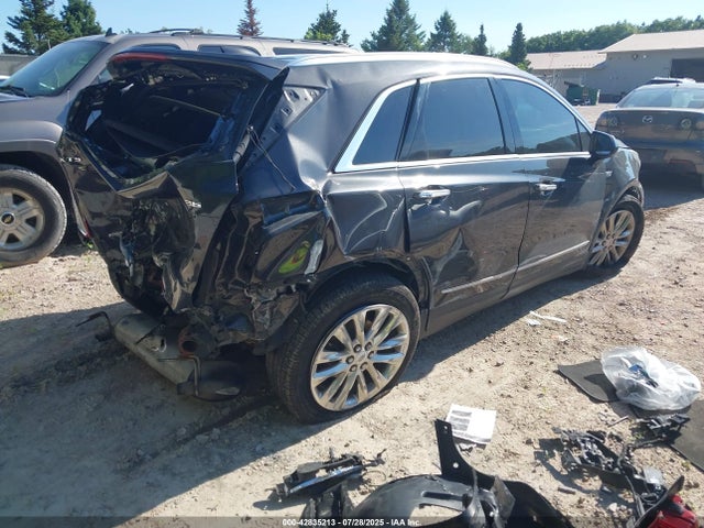 2017 CADILLAC XT5 1GYKNFRS4HZ227159 Photo 3