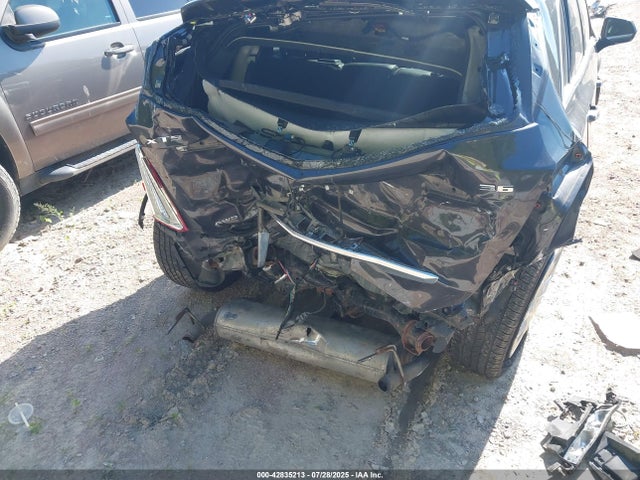 2017 CADILLAC XT5 1GYKNFRS4HZ227159 Photo 5