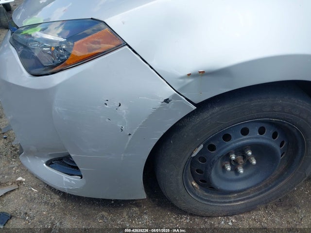 Toyota 2zr-fe 2018 2T1BURHEXJC123488 Image 17