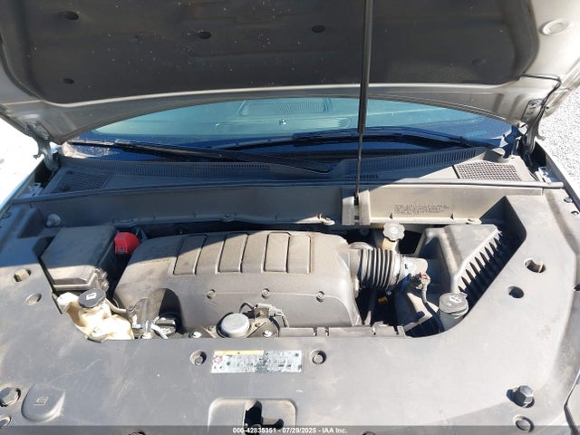 1GNKVHKD3EJ324285 Chevrolet llt