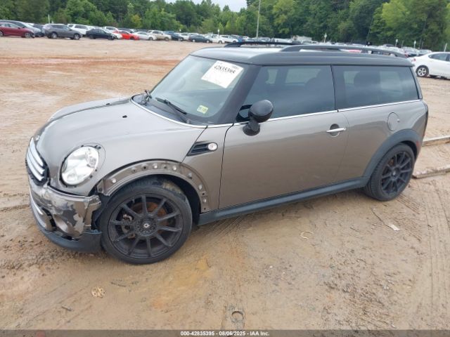 2011 MINI COOPER CLUBMAN WMWZF3C52BT188677 Photo 1
