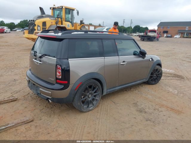 2011 MINI COOPER CLUBMAN WMWZF3C52BT188677 Photo 3