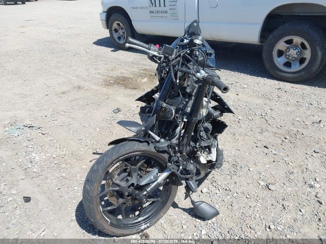 MH3RH18Y6MK006963 Yamaha Yzfr3 A