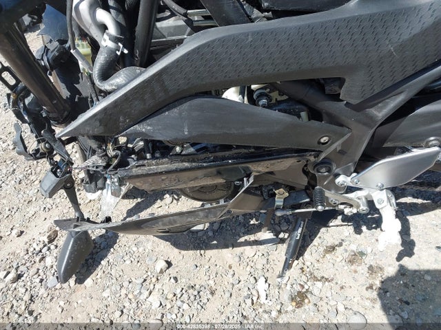 MH3RH18Y6MK006963 Yamaha Yzfr3 A