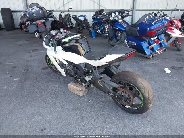 JKBZXJF16HA012190 Kawasaki Ninja Zx-6r