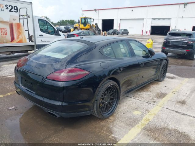 2011 PORSCHE PANAMERA WP0AA2A70BL010697 Photo 3