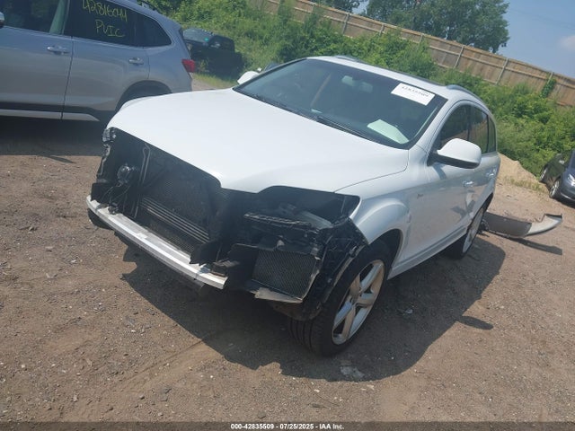 2013 AUDI Q7 WA1DGBFEXDD016128 Photo 1