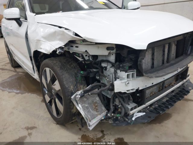 2023 VOLVO XC60 RECHARGE PLUG-IN HYBRID YV4H60DN4P1301007 Photo 5