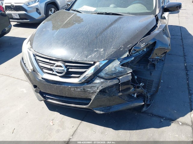 1N4AL3AP5HC263044 Nissan 2017